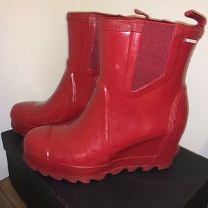 Sorel rain boot